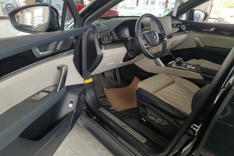 Used BYD Tang New Energy 2022 EV 635 km All-Wheel-Drive Flagship Model