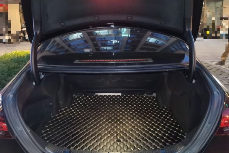 Used Mercedes-Benz E-Class 2022 E 260 L
