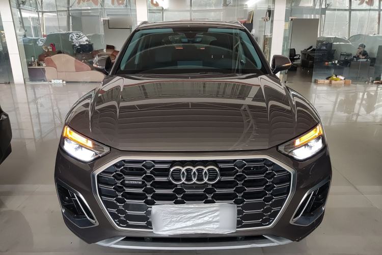 Used Audi Q5L 2022 Updated 45T Luxury Dynamic Version