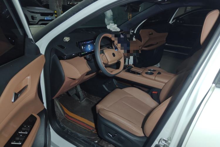 Used CHANGAN UNI-Z New Energy 2024 Blue Whale Smart Electric iDD 125km Leading Model Driver Seat