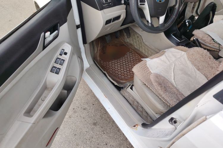 Used Geely Auto Vision 2015 1.5L Manual Elite Model Driver Seat