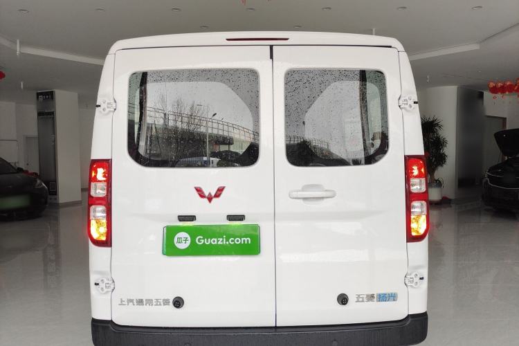 Used Wuling Yangguang 2025 Model 400km Bus Edition—Comfort Edition