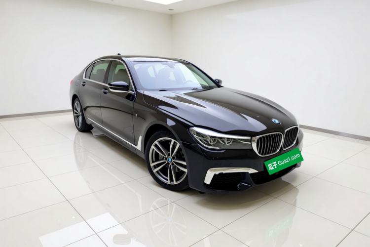 Used BMW 7 Series 2017 730Li Leading Model Front Right 45 Deg