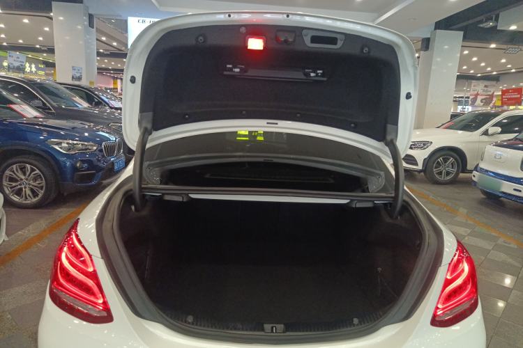 Used Mercedes-Benz C-Class 2015 C 200 L Sport Edition
