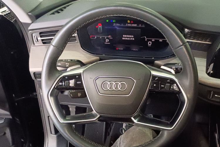 Used Audi Q6 2024 45 TFSI quattro Qiyun Edition Yulin Package 7 Seats
