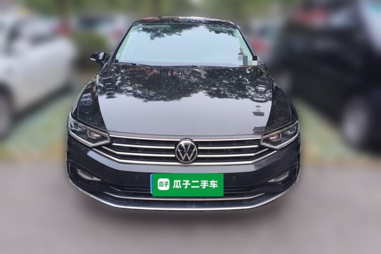 Used Volkswagen Magotan 2021 330TSI DSG 30th Anniversary Edition Front