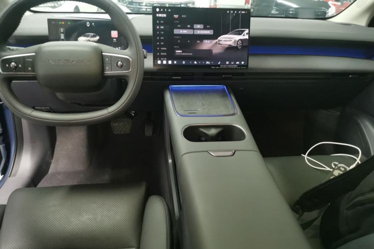 Used Nissan N6 2026 Model 180 Max Center Console