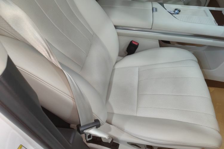 Used Wey Lanshan 2023 Four-Wheel Drive Ultra-Long Range Version
