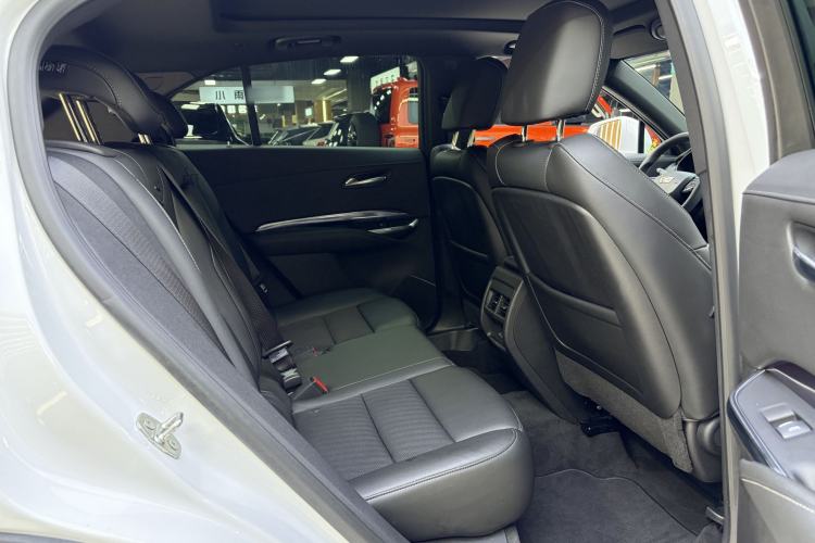 Used Cadillac XT4 2022 28T Two-Wheel Drive Fashion Edition Interior 12