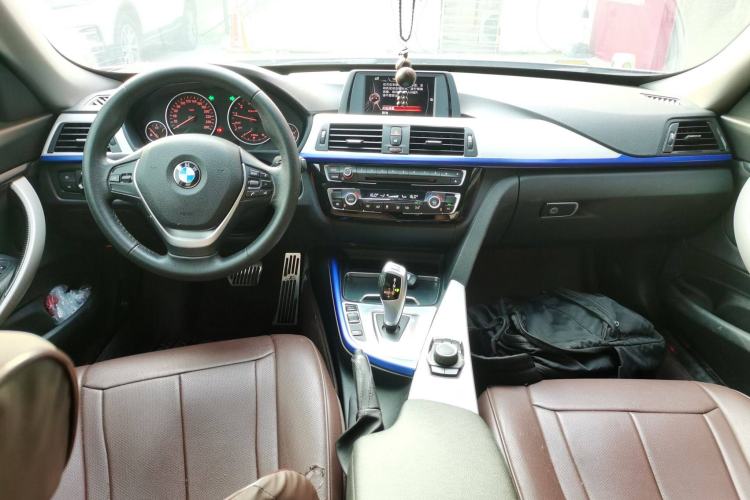 Used BMW 3 Series GT 2017 320i Sport Edition
