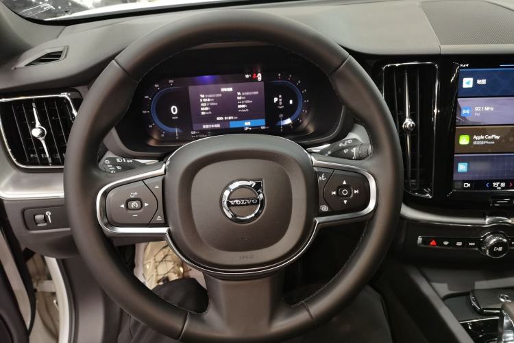 Used Volvo XC60 2022 B5 4x4 Zhiyi Luxury Edition Steering Wheel