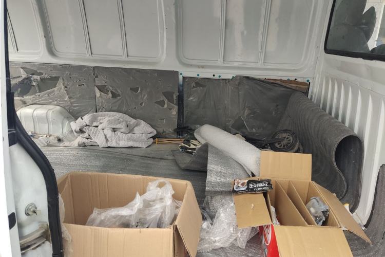 Used JMC Transit 2017 2.8T Commercial Version Long Wheelbase Mid-Roof 3-Seater JX493
