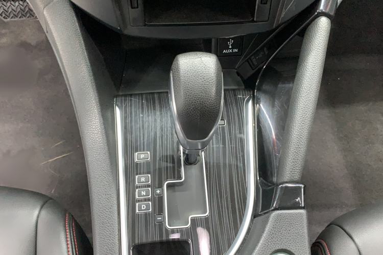 Used Dongfeng Aeolus AX7 2016 2.0L Automatic Zhiyi Trim
