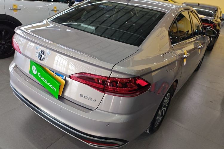 Used Volkswagen Bora 2023 200TSI DSG Smart Drive Version
