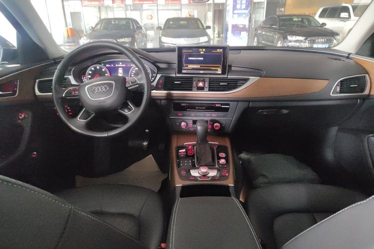 Used Audi A6L 2018 30th Anniversary Edition 30 FSI Style Model
