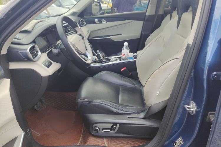 Used Lynk & Co 01 2017 2.0T Two-Wheel Drive Pro Edition Left Front Seat