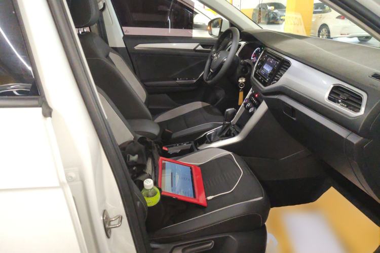 Used Volkswagen T-ROC 2020 280TSI DSG Two-Wheel-Drive Elite Version
