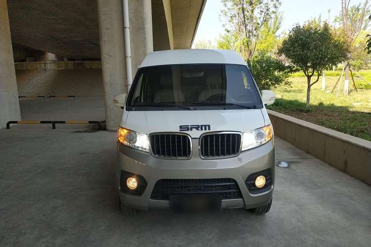 Used Jinbei New Hiace X30L CNG 2021 1.5L Natural Gas Wealth Single-Steaming Air-Conditioned Van SWCC15M