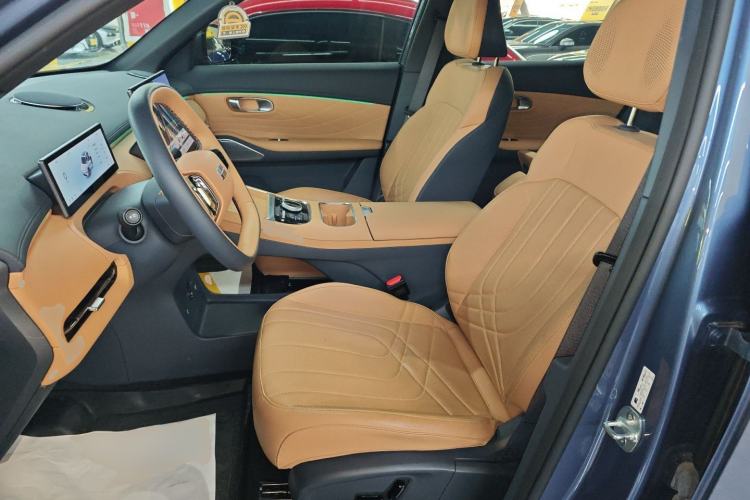 Used Geely Galaxy Galaxy Xingjian 7 EM-i 2025 120km Flagship Edition
