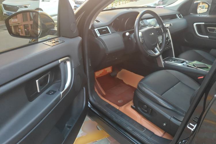 Used Land Rover Discovery Sport 2019 240 PS SE Version China VI Standard Driver Seat