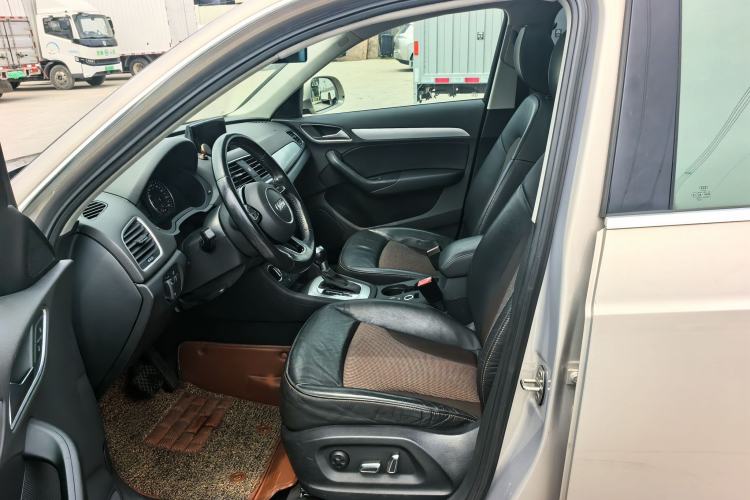 Used Audi Q3 2017 35 TFSI Fashion Model Interior 2