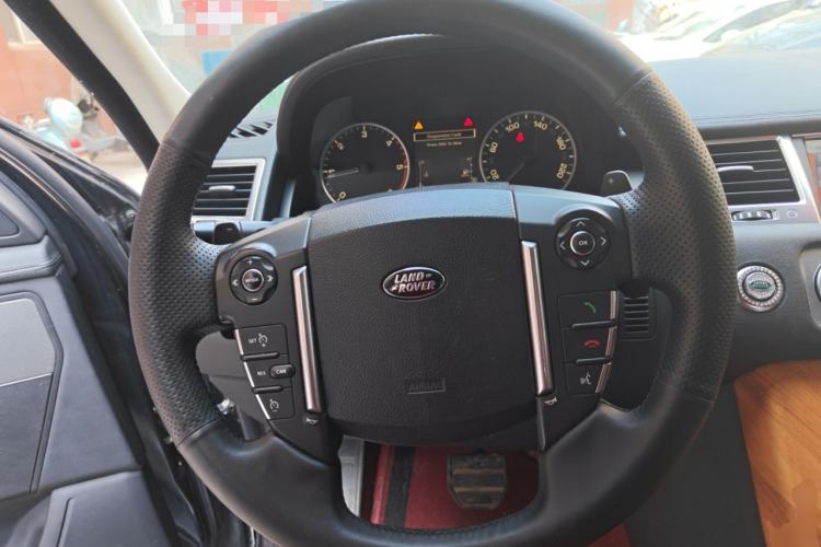 Used Land Rover Range Sport 2010 3.0 TDV6 HSE Diesel Edition Steering Wheel