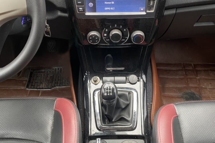 Used HYOSOW S3 2014 1.5L Comfort Version China IV Emission Standard
