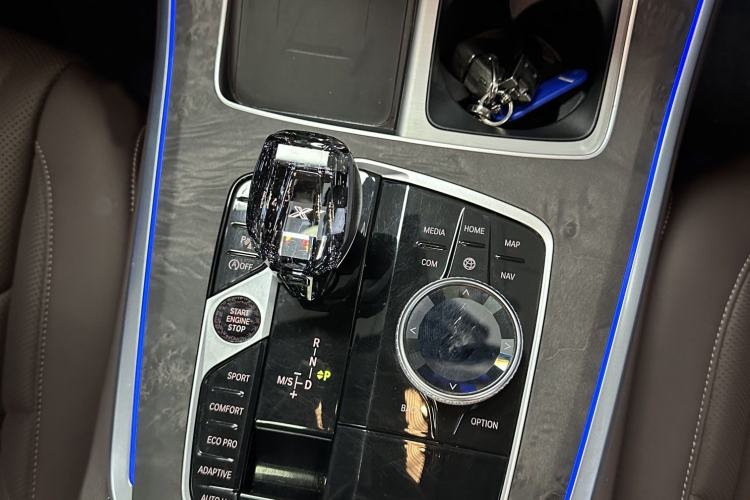 Used BMW X5 2022 Restyled xDrive 30Li Luxury Version M Sport Package
