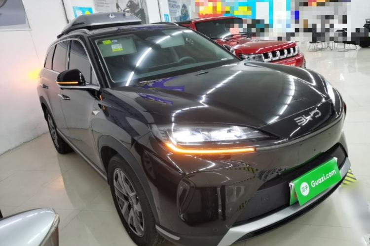 Used BYD Sealion 07 DM-i 2025 150 Flagship+ Edition Front Right 45 Deg