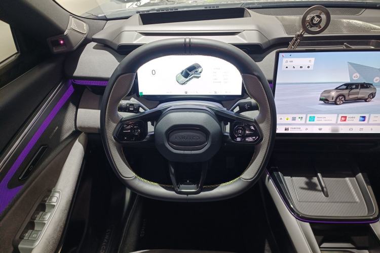 Used Lynk & Co 08 EM-P 2023 245km Ultra-Long Range Halo Steering Wheel