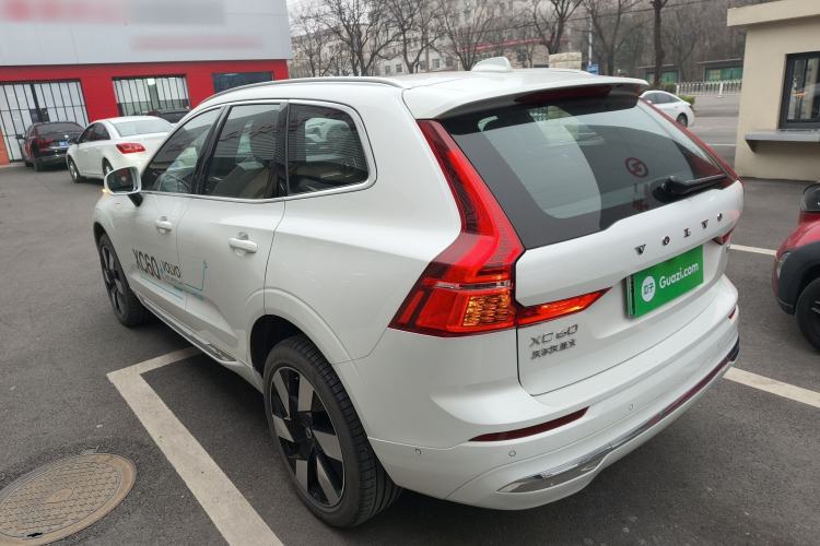 Used Volvo XC60 New Energy 2025 Plug-in Hybrid Long-Range All-Wheel Drive Smart Luxury Edition Exterior 2