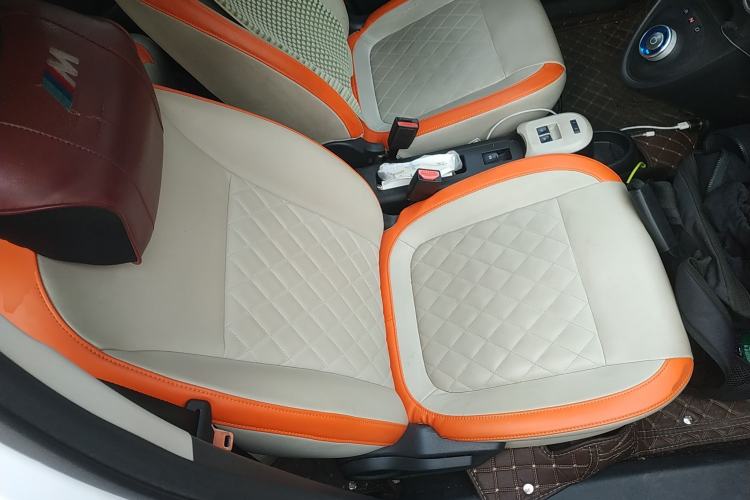 Used ORA Black Cat 2019 351 km Goddess Edition Right Front Seat