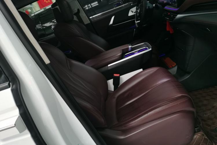 Used Buick Century 2023 2.0T Seven-Seater Yinshi Edition