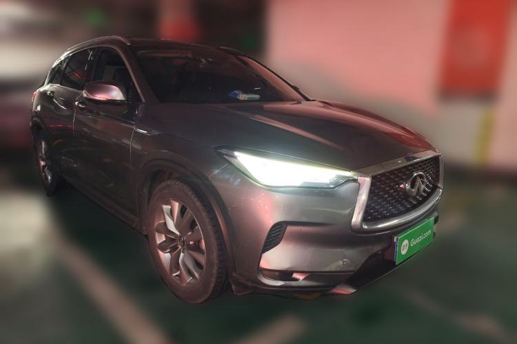 Used Infiniti QX50 2020 2.0T All-Wheel-Drive Elite Version Front Right 45 Deg