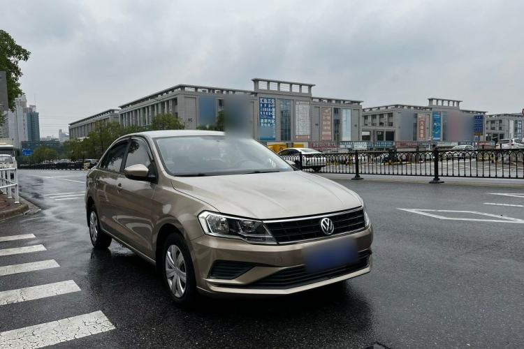 Used Volkswagen Jetta 2017 1.5L Manual Fashion Edition
