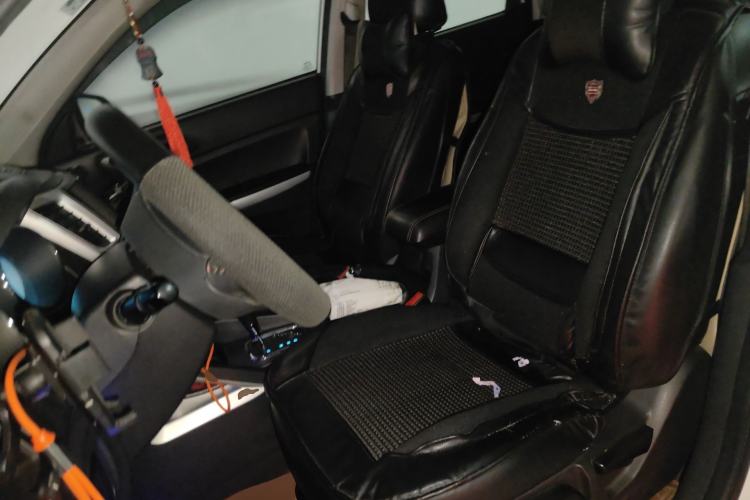 Used CHANGAN CS35 2015 1.6L Automatic Luxury Model China IV Standard
