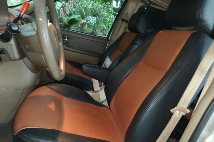 Used Buick GL8 2011 2.4L CT Comfort Edition
