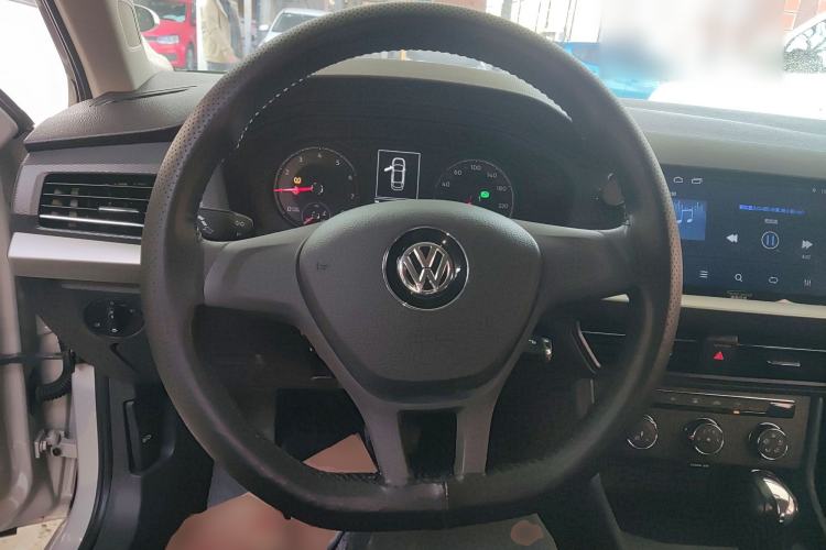 Used Volkswagen Lavida 2019 1.5L Automatic Fashion Edition China VI Steering Wheel