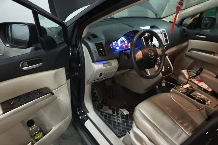 Used Mazda 8 2013 2.5L Elite Edition Driver Seat