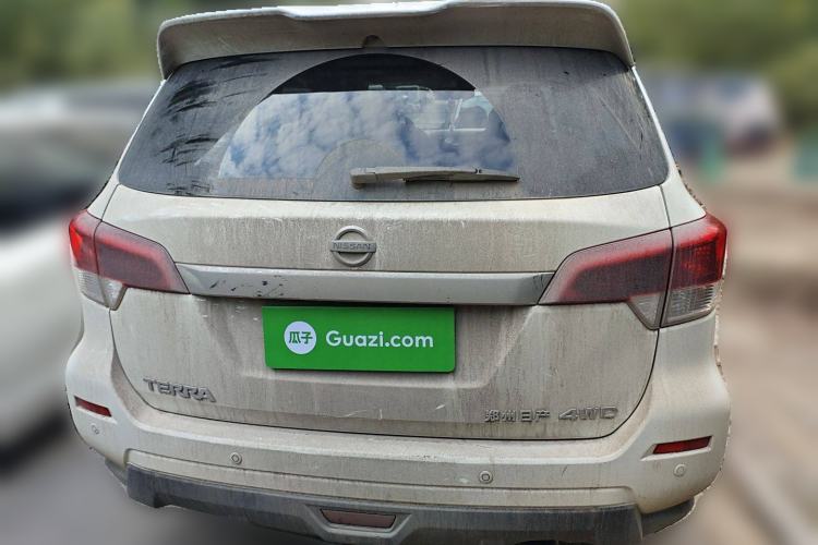 Used Nissan Terra 2018 2.5L Automatic 4x4 Flagship Edition
