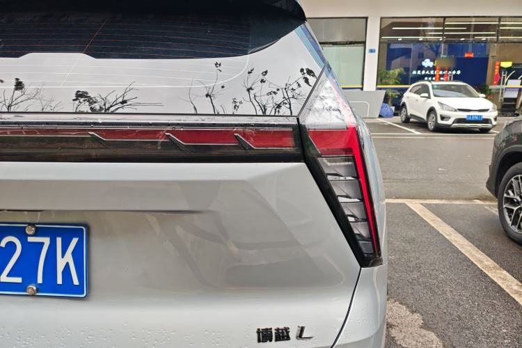 Used Geely Auto FX11 2023 2.0TD DCT Flagship Version
