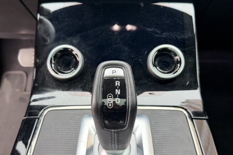 Used Land Rover Range Rover Evoque 2020 249 PS R-DYNAMIC SE Sport Technology Edition