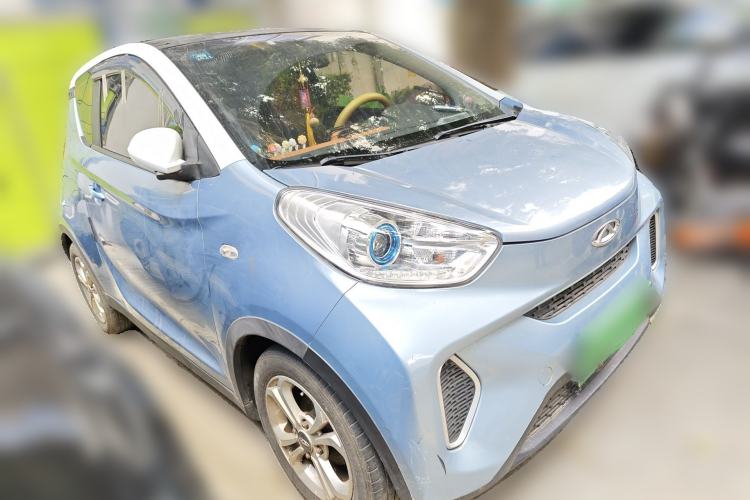 Used Chery QQ Little Ant 2018 400 4-Seater Smart Edition Front Right 45 Deg