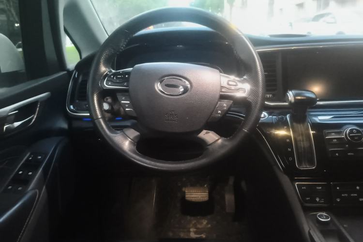 Used GAC Trumpchi M8 2020 390T Deluxe Edition Steering Wheel