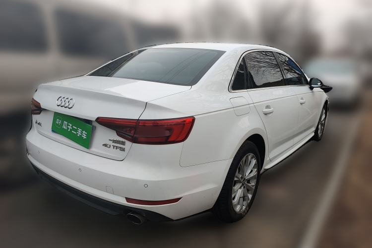 Used Audi A4L 2017 Plus 40 TFSI Ambition Model
