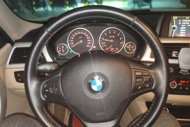 Used BMW 3 Series 2013 320i Sport Edition Steering Wheel