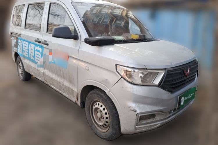 Used Wuling Hongguang V 2019 1.5L Jingqu Version China VI LAR