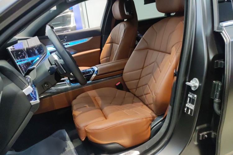 Used BMW 7 Series 2023 740Li Luxury Edition M Sport Package Left Front Seat