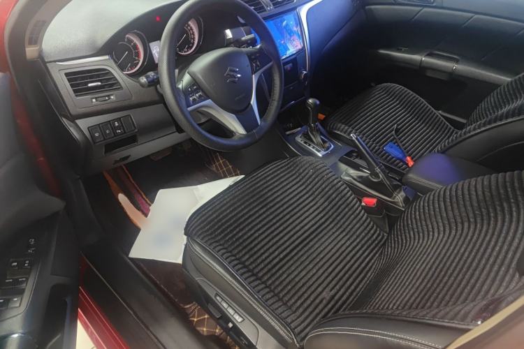 Used Suzuki Kizashi 2011 2.4L Two-Wheel Drive Sport with Navigation
