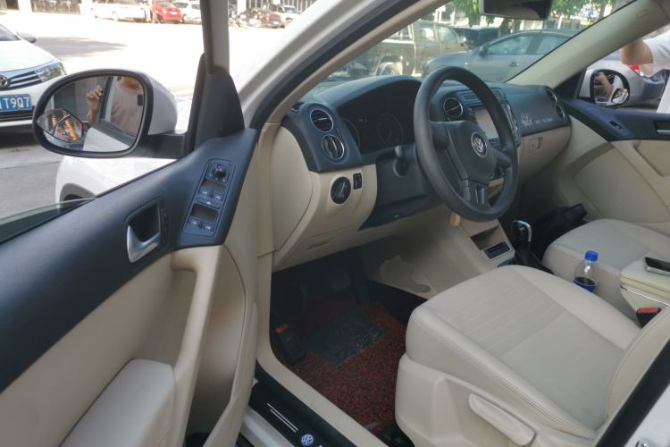 Used Volkswagen Tiguan L 2015 1.8TSI Automatic Two-Wheel Drive Trend Edition
